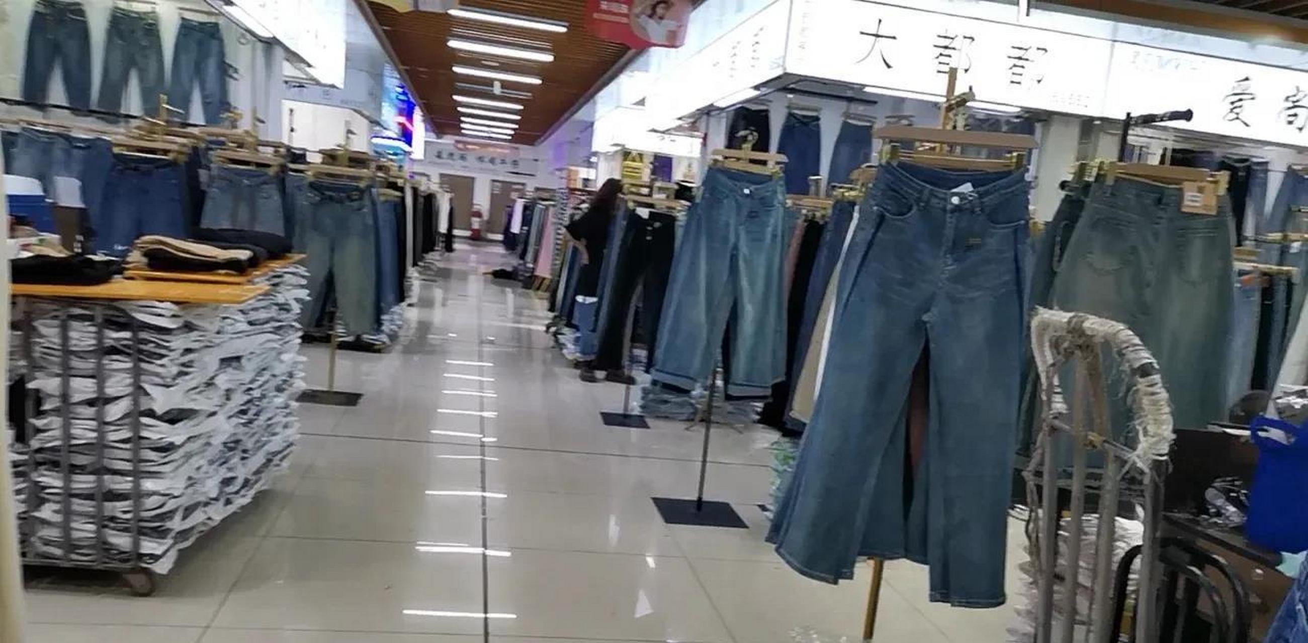 从津门到沧州 一趟服装批发的迅捷之旅